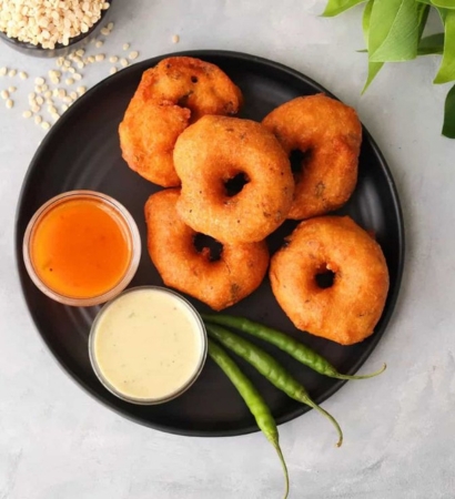 Vada Maker & Continuous Stone Wet Grinder & Batter Filling Machine With Blender